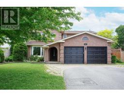 37 PARKWAY AVENUE, Kawartha Lakes, Ontario