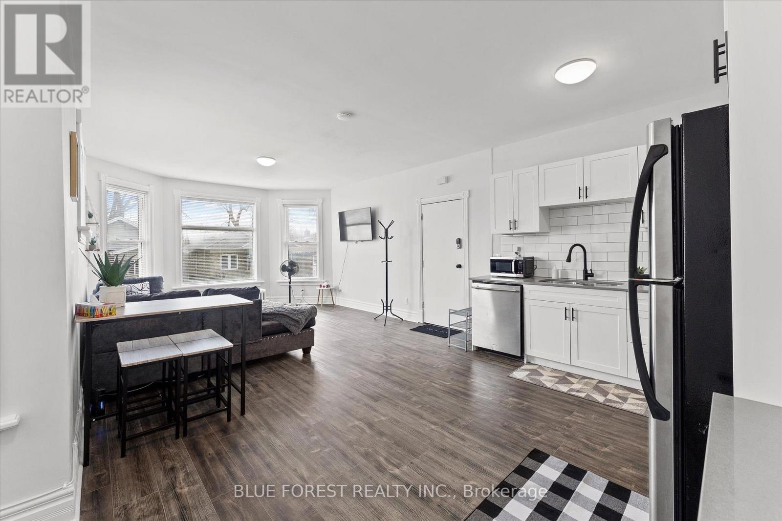 1 - 135 WILLIAM STREET N, Chatham-Kent, Ontario