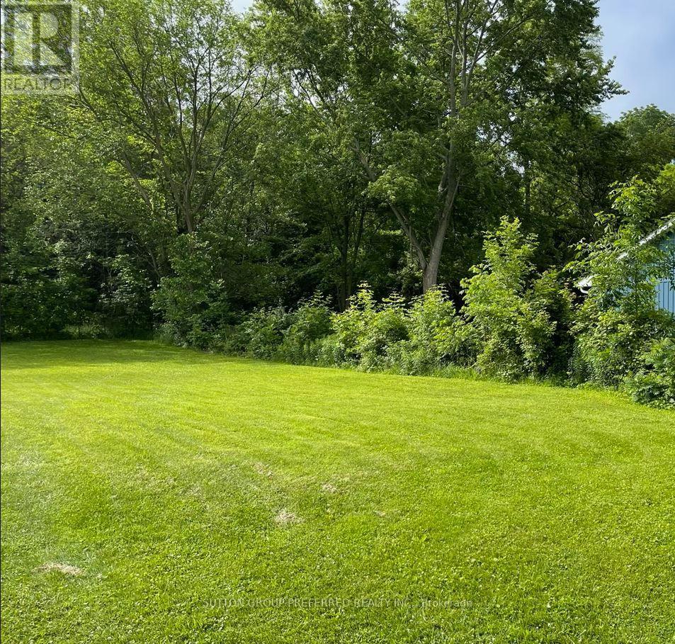 5325 BROADVIEW AVENUE, Lambton Shores, Ontario