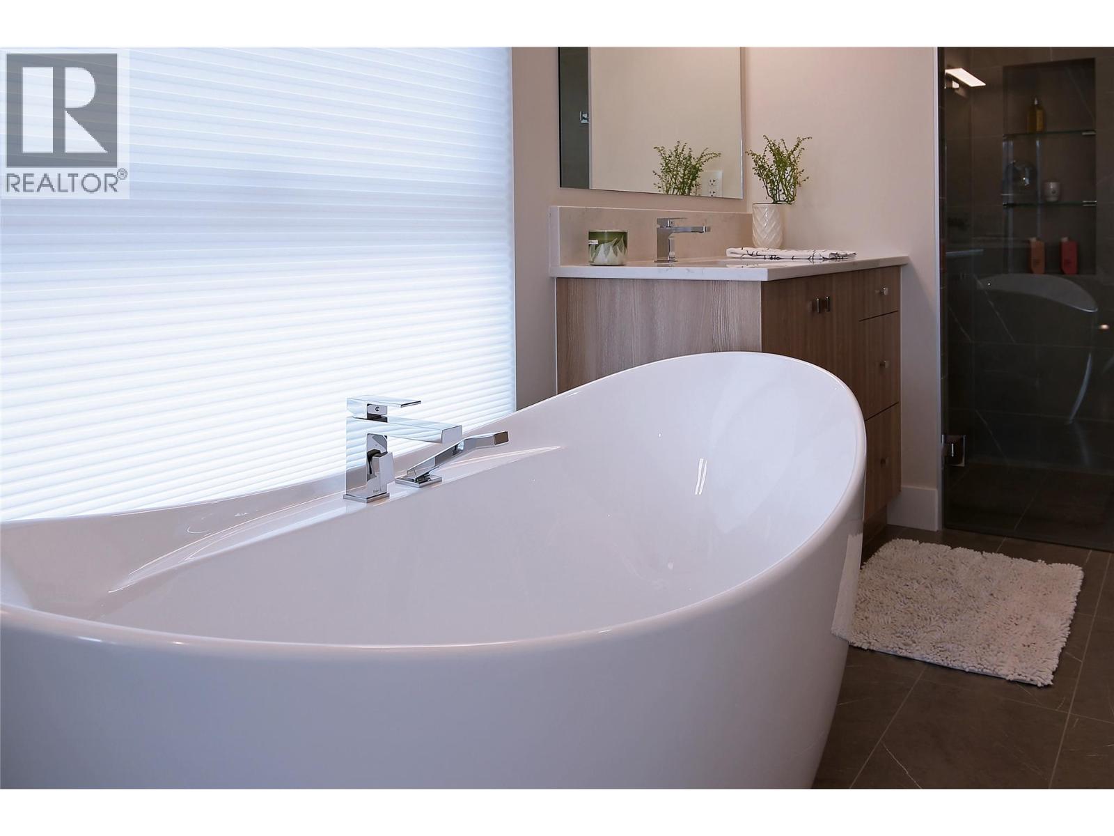 9839 Beacon Hill Crescent, Lake Country, British Columbia  V4V 0A9 - Photo 41 - 10392284