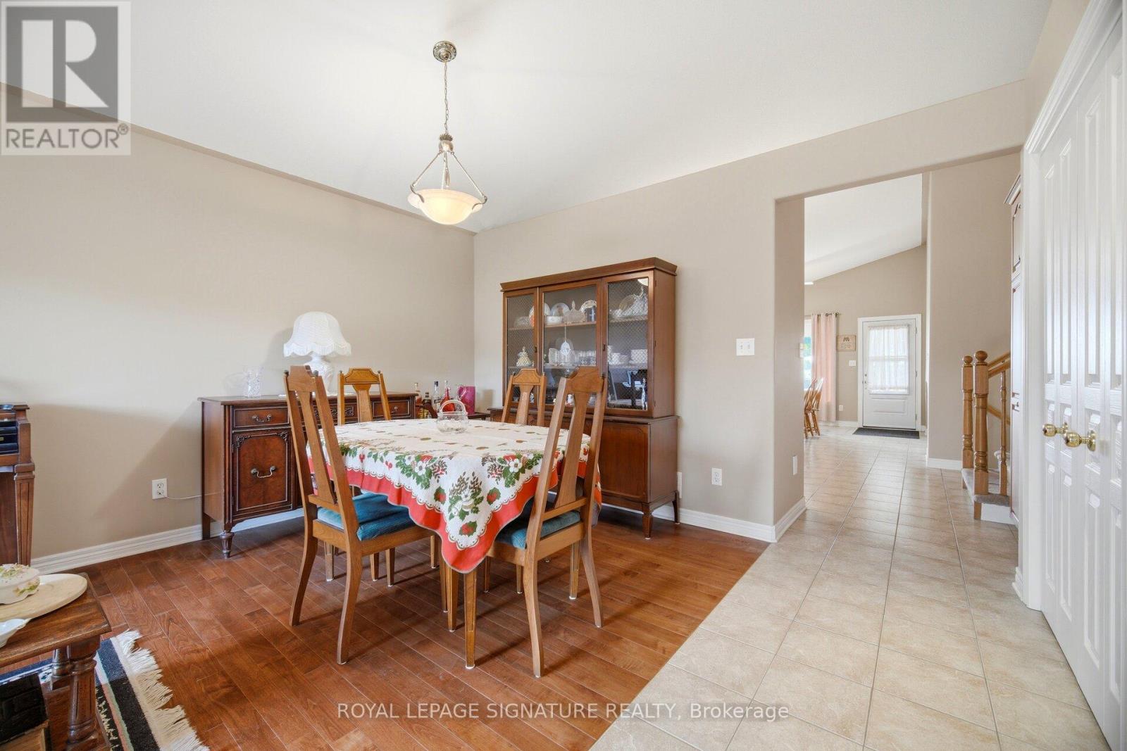 7109 Parkside Road, Niagara Falls, Ontario  L2H 3L6 - Photo 9 - X13476782