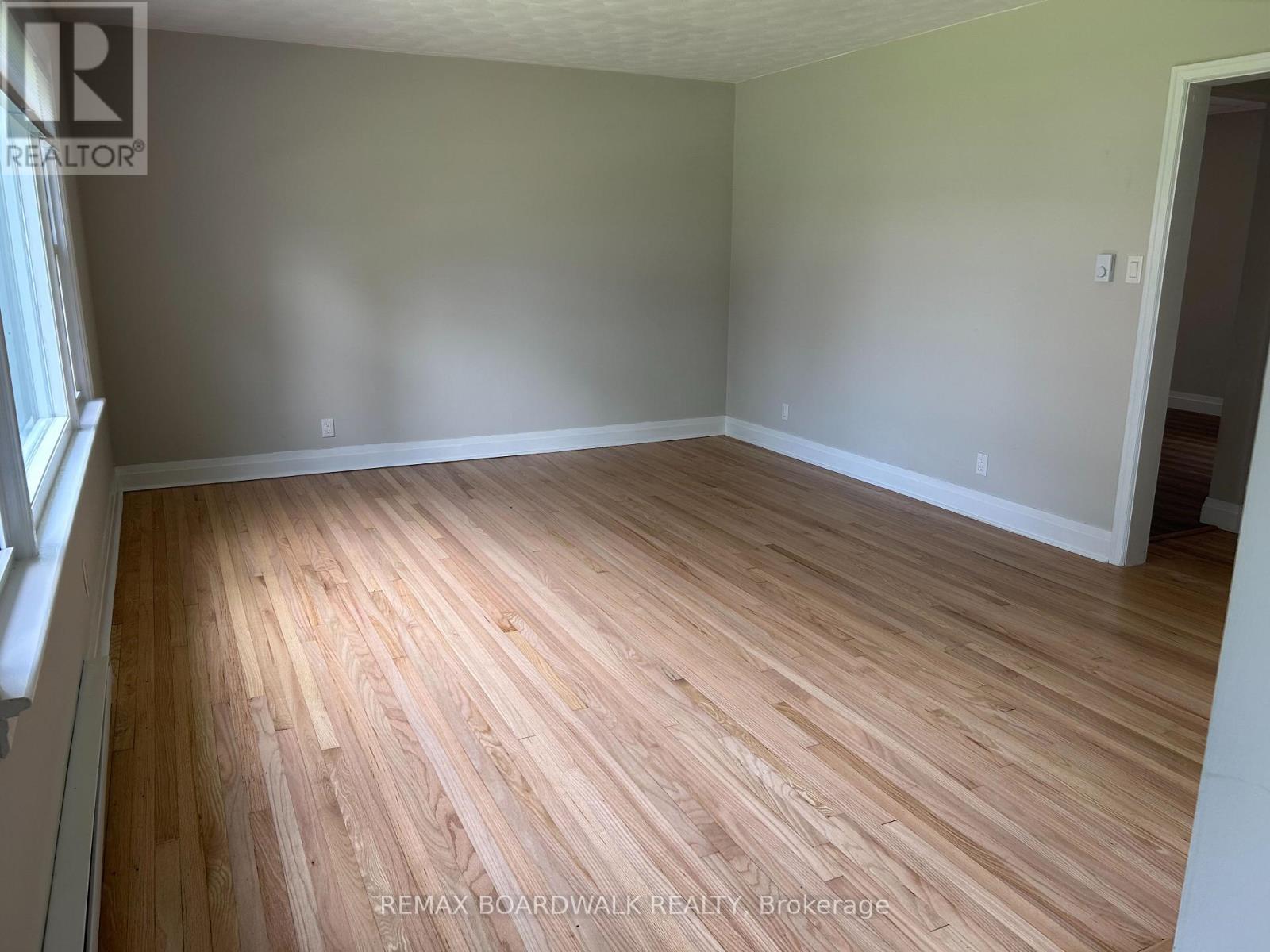 15 Butterfield Place, Brockville, Ontario K6V 1M4 - Photo 4 - X13476014
