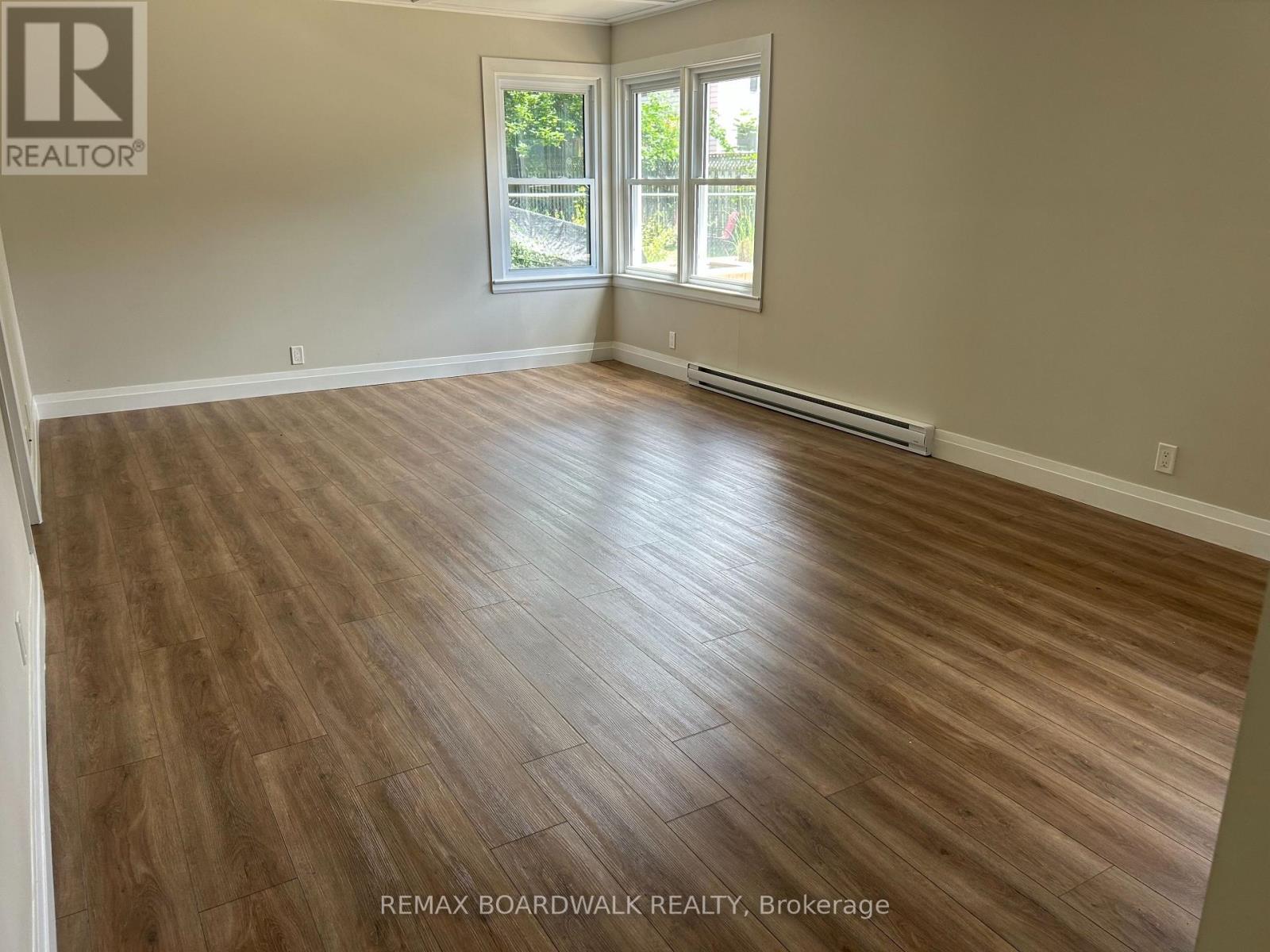 15 Butterfield Place, Brockville, Ontario K6V 1M4 - Photo 5 - X13476014