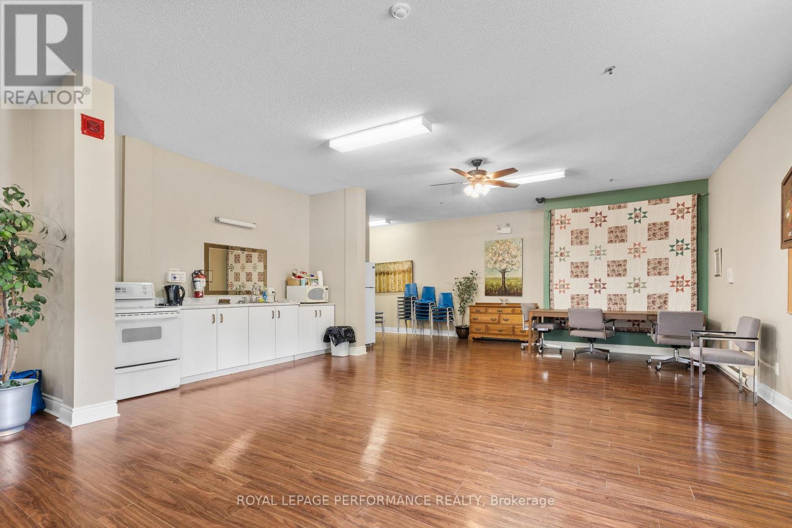 106 - 1 Rosamond Street E, Mississippi Mills, Ontario K0A 1A0 - Photo 33 - X13476178