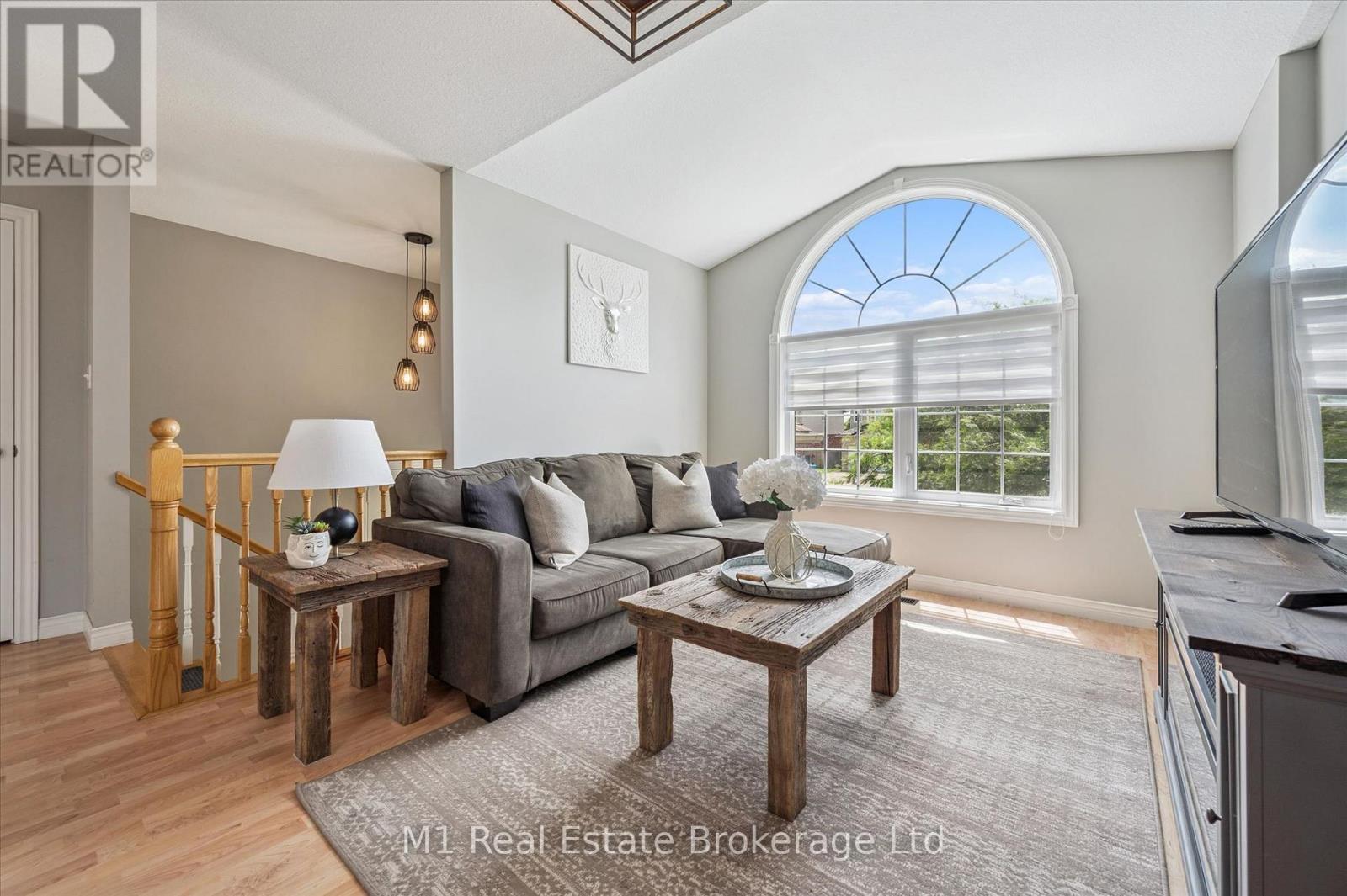 584 Mctavish Street, Centre Wellington, Ontario  N1M 3V5 - Photo 8 - X13474872