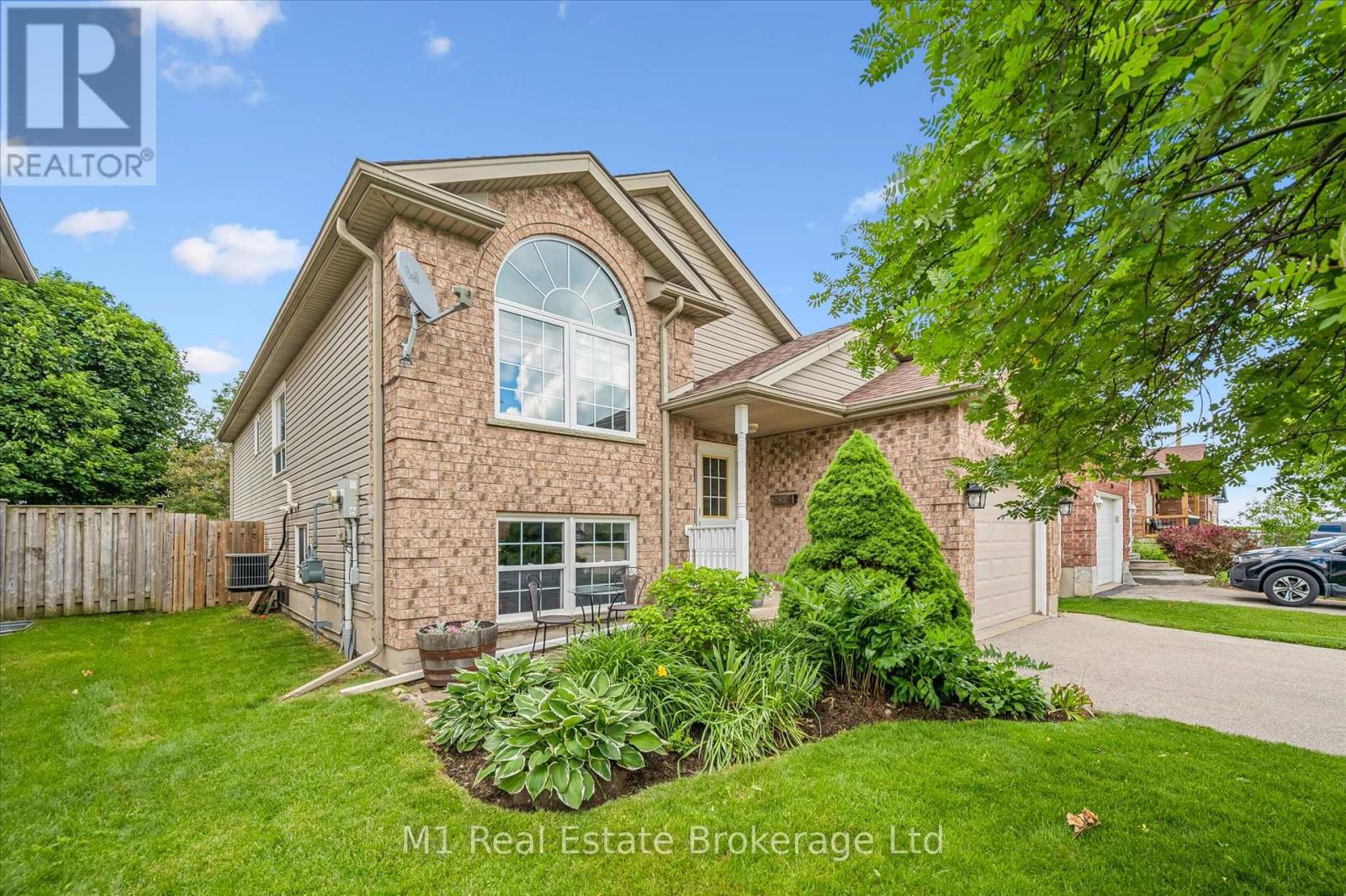 584 Mctavish Street, Centre Wellington, Ontario  N1M 3V5 - Photo 4 - X13474872