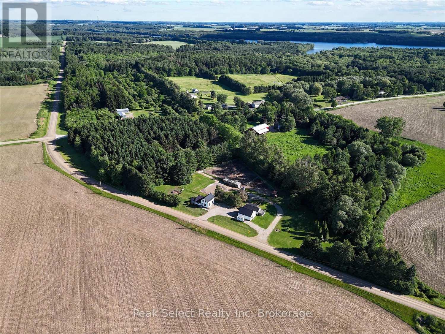3974 15 Line, Perth South, Ontario  N4X 1C5 - Photo 33 - X13474966