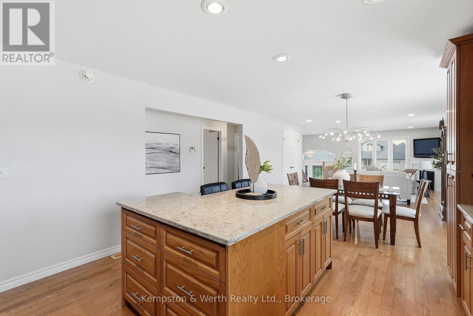 900 Boyd Avenue, North Perth, Ontario  N4W 3V5 - Photo 19 - X13475834