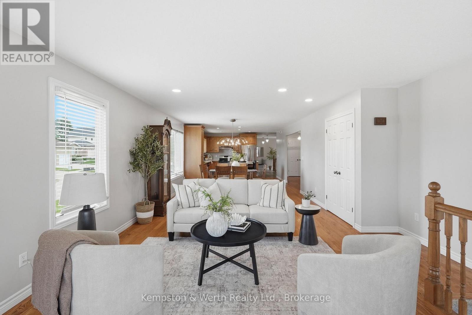 900 Boyd Avenue, North Perth, Ontario  N4W 3V5 - Photo 11 - X13475834