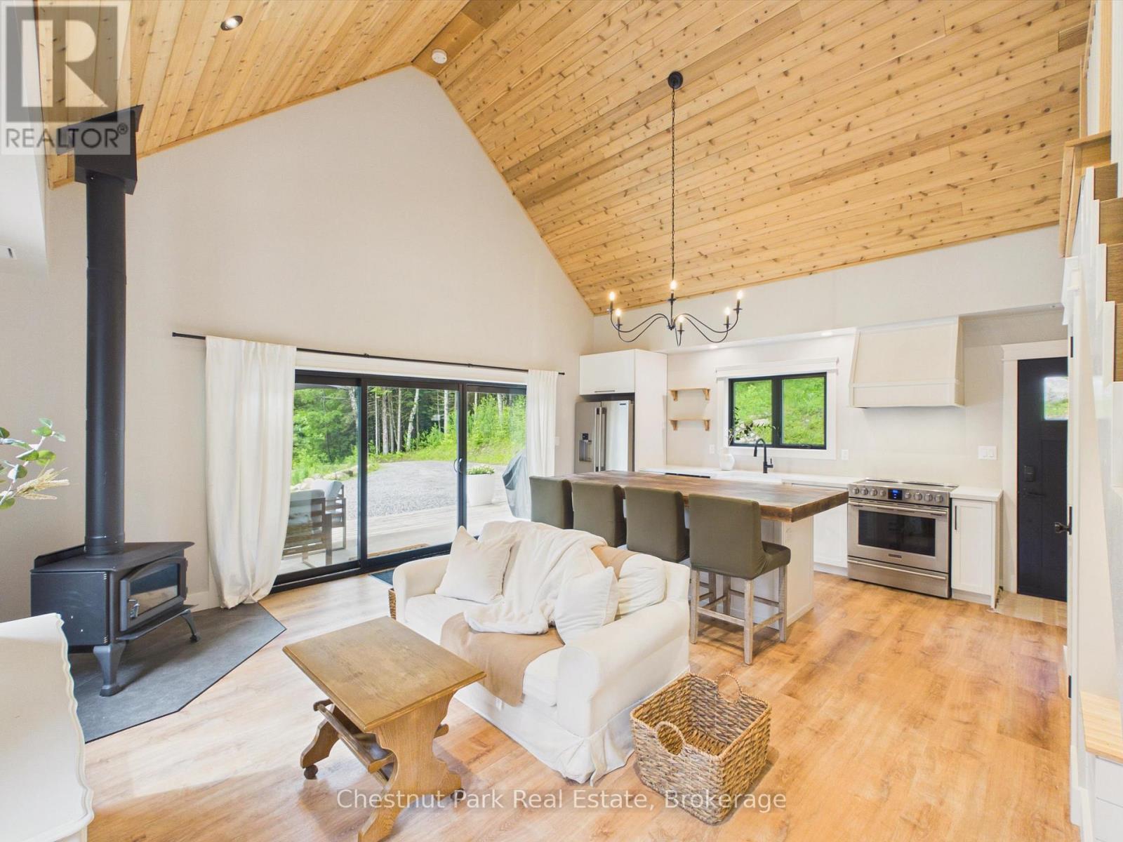 622 Fish Lake Road, Huntsville, Ontario  P1H 2J6 - Photo 7 - X13476372