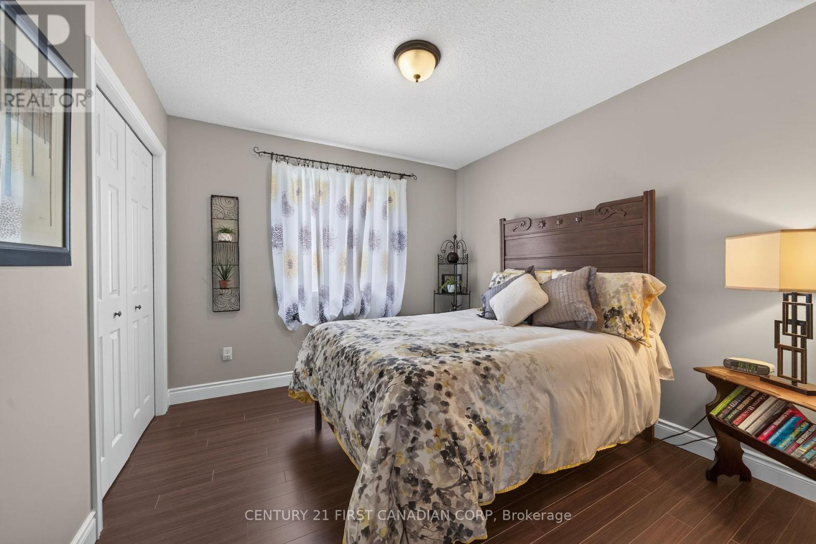 70 Juniper Crescent, Strathroy-Caradoc, Ontario  N7G 4H1 - Photo 12 - X13480338