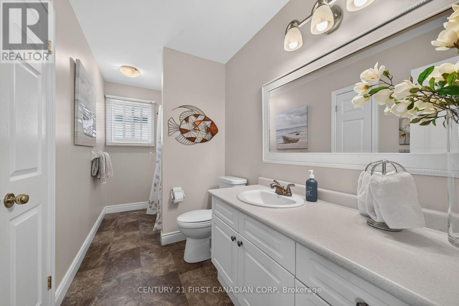 70 Juniper Crescent, Strathroy-Caradoc, Ontario  N7G 4H1 - Photo 14 - X13480338
