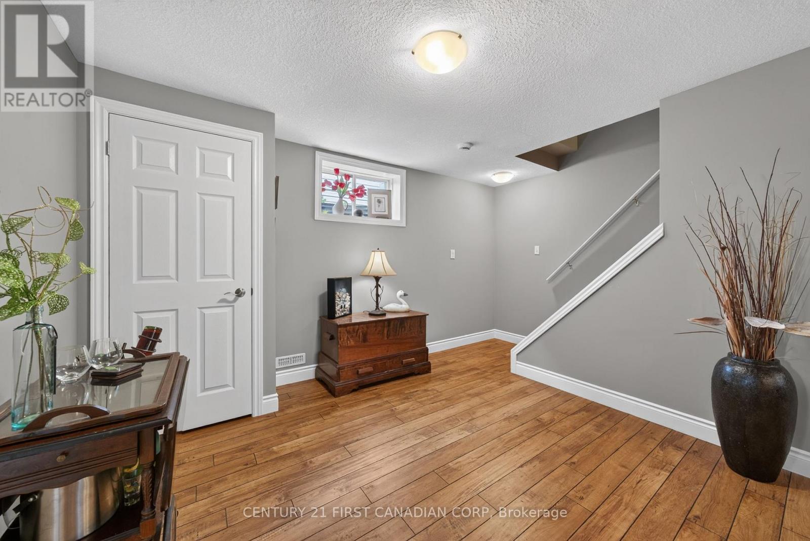 70 Juniper Crescent, Strathroy-Caradoc, Ontario  N7G 4H1 - Photo 24 - X13480338