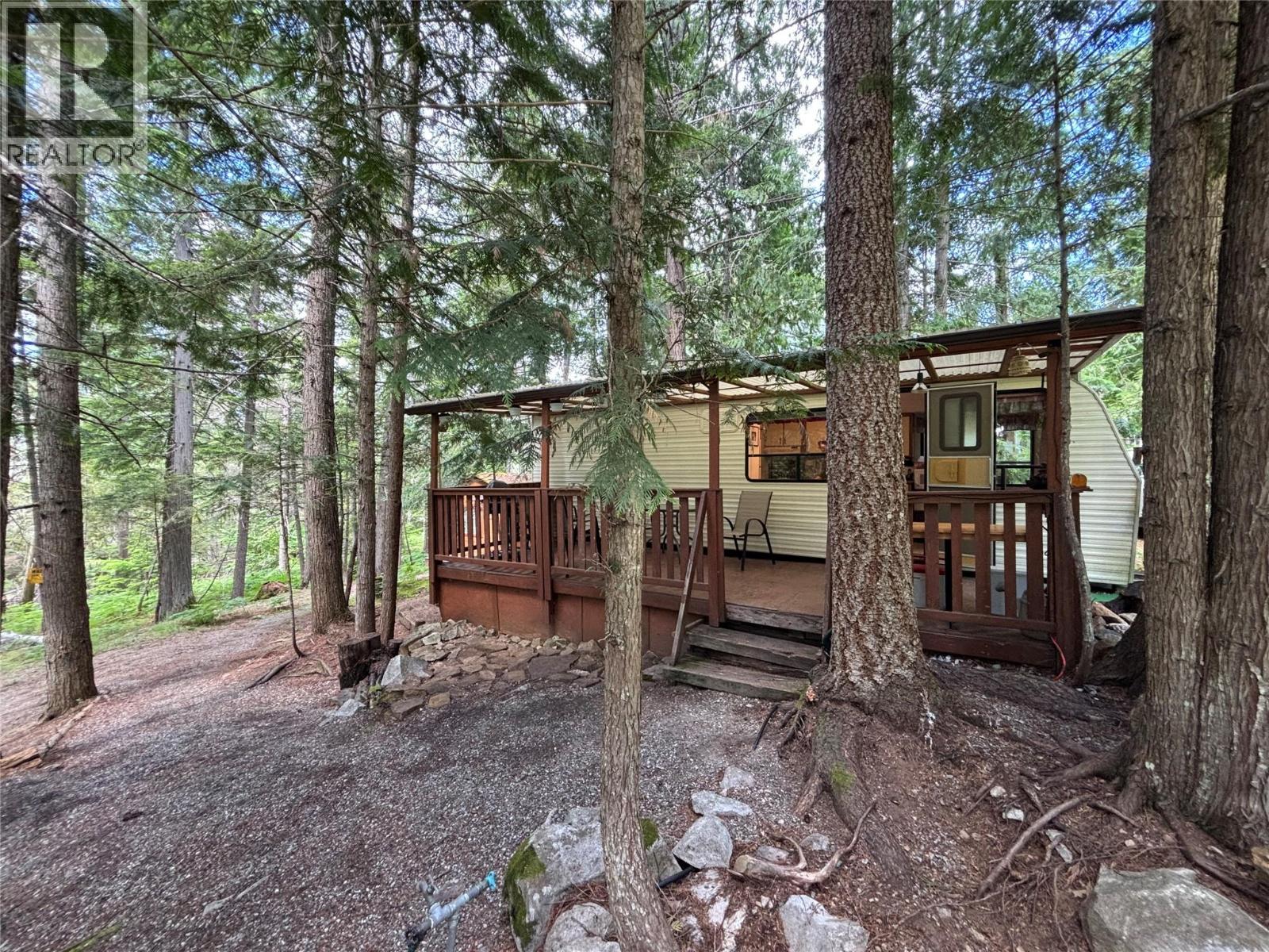 100 Dolly Varden Road Lot# 12, Mabel Lake, British Columbia  V0E 1V5 - Photo 17 - 10391615