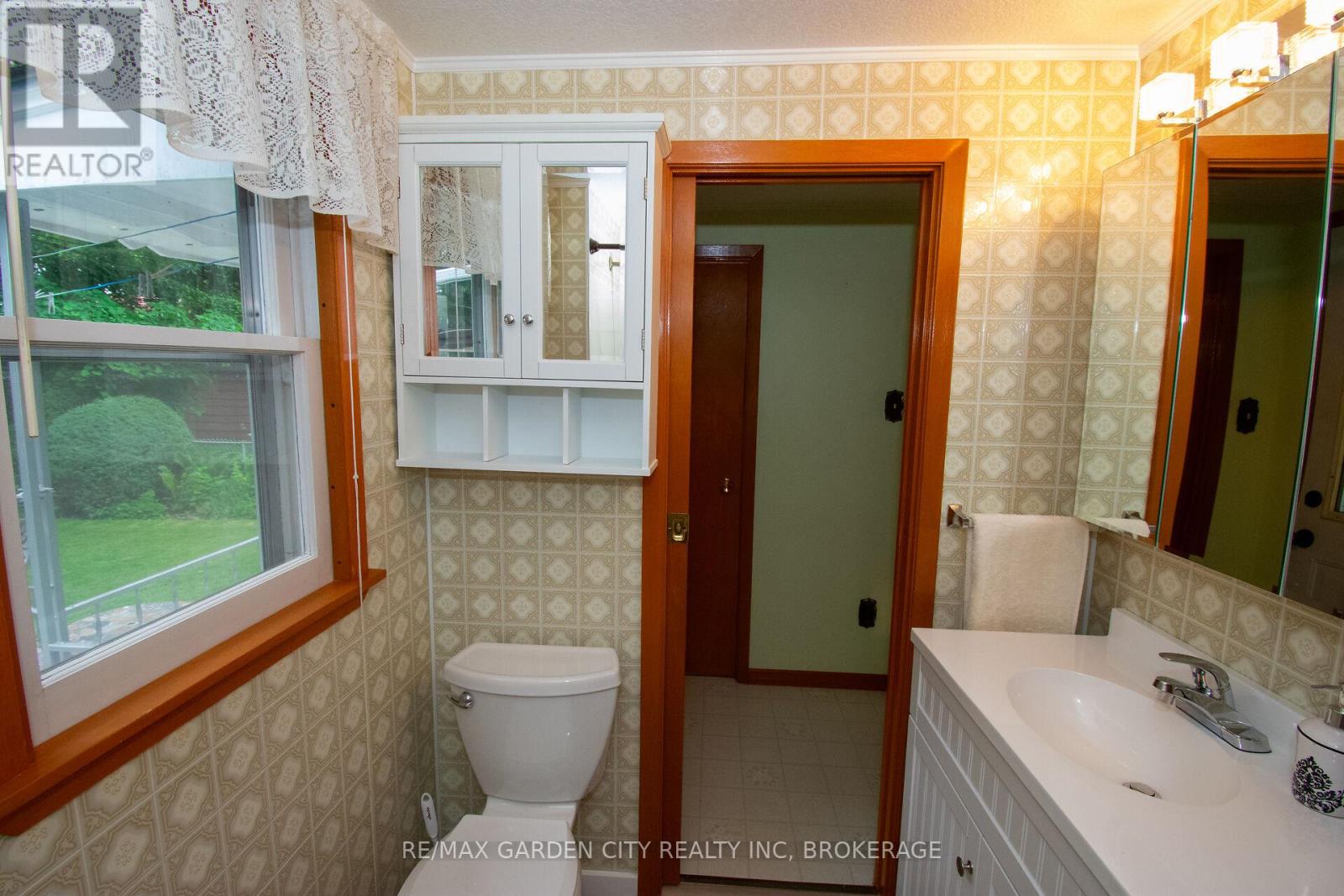 38 Mildred Avenue, St. Catharines, Ontario  L2R 6J1 - Photo 26 - X13475530