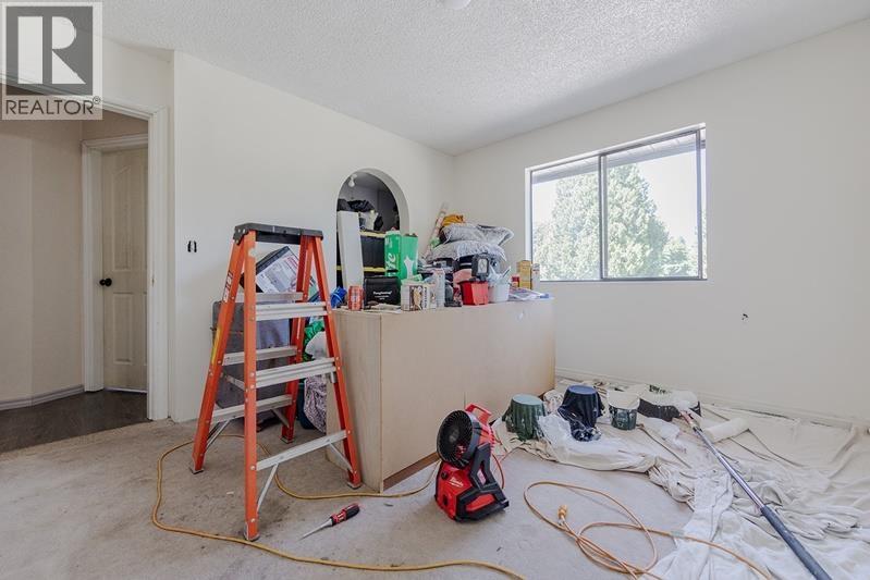 20904 Rosewood Place, Maple Ridge, British Columbia  V2X 8N1 - Photo 21 - R3138917