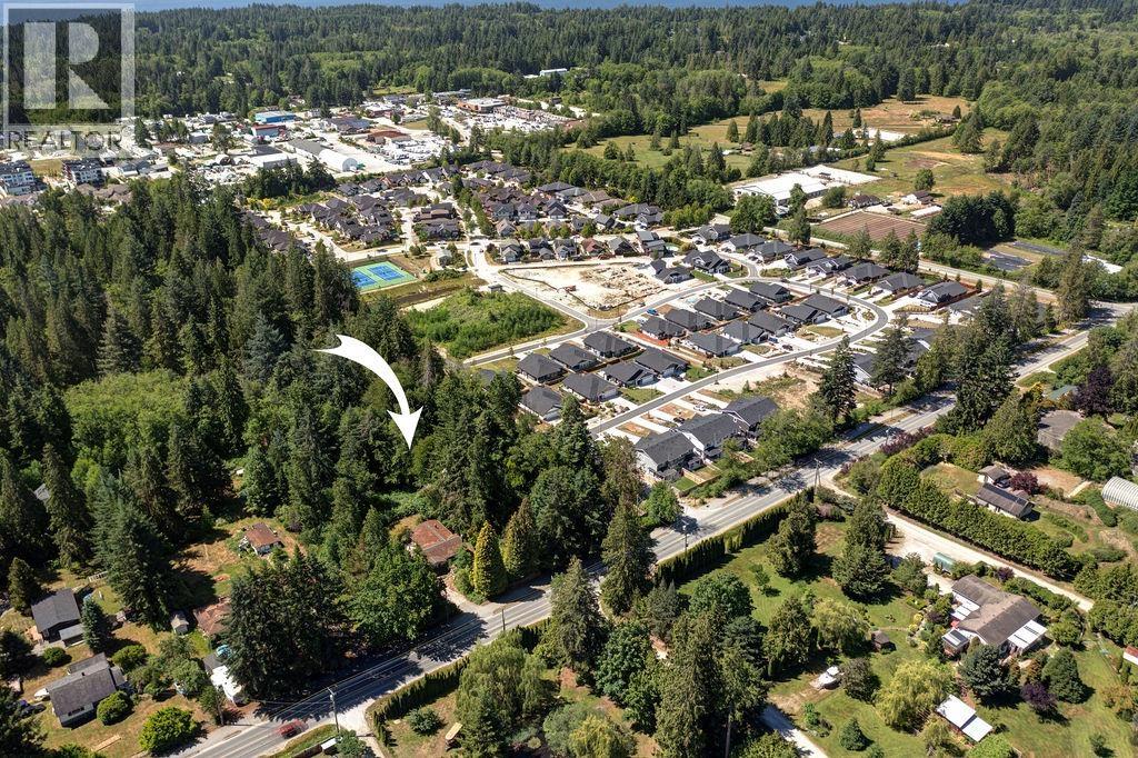 999 REED ROAD, Gibsons, British Columbia