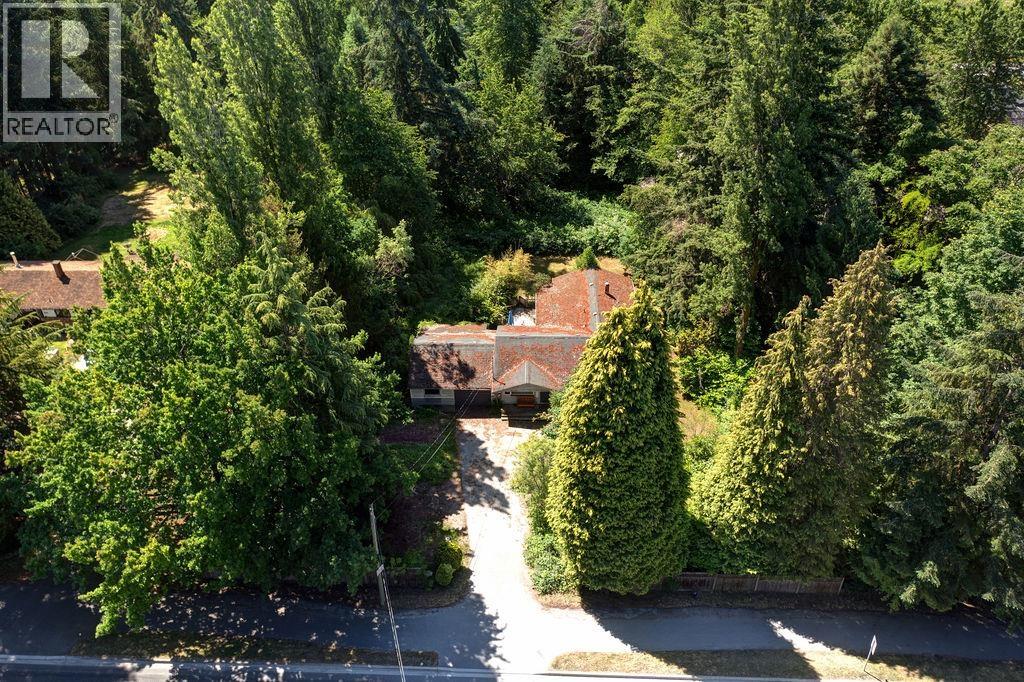 999 Reed Road, Gibsons, British Columbia  V0N 1V7 - Photo 4 - R3138974