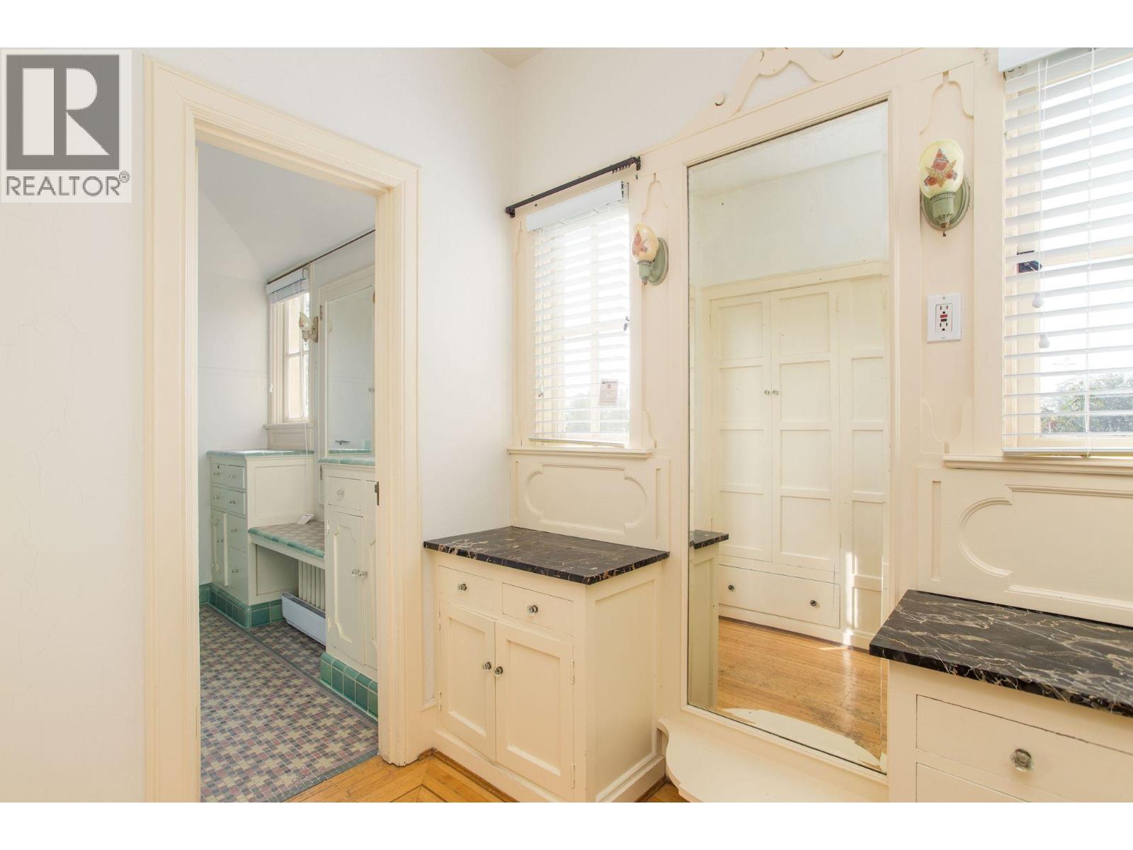 1850 Sw Marine Drive, Vancouver, British Columbia  V6P 6B2 - Photo 21 - R3138987