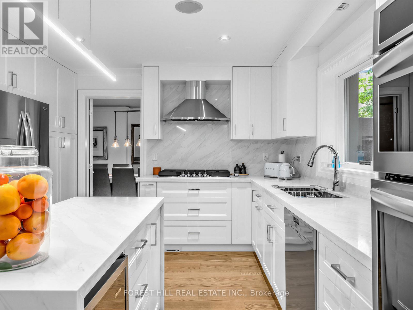 144 Old Forest Hill Road, Toronto, Ontario  M5N 2N8 - Photo 14 - C13480150