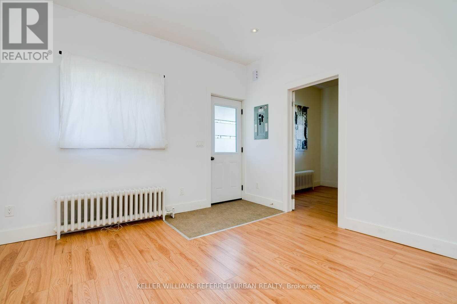 #main - 58 Bellevue Avenue, Toronto, Ontario  M5T 2N4 - Photo 2 - C13480202