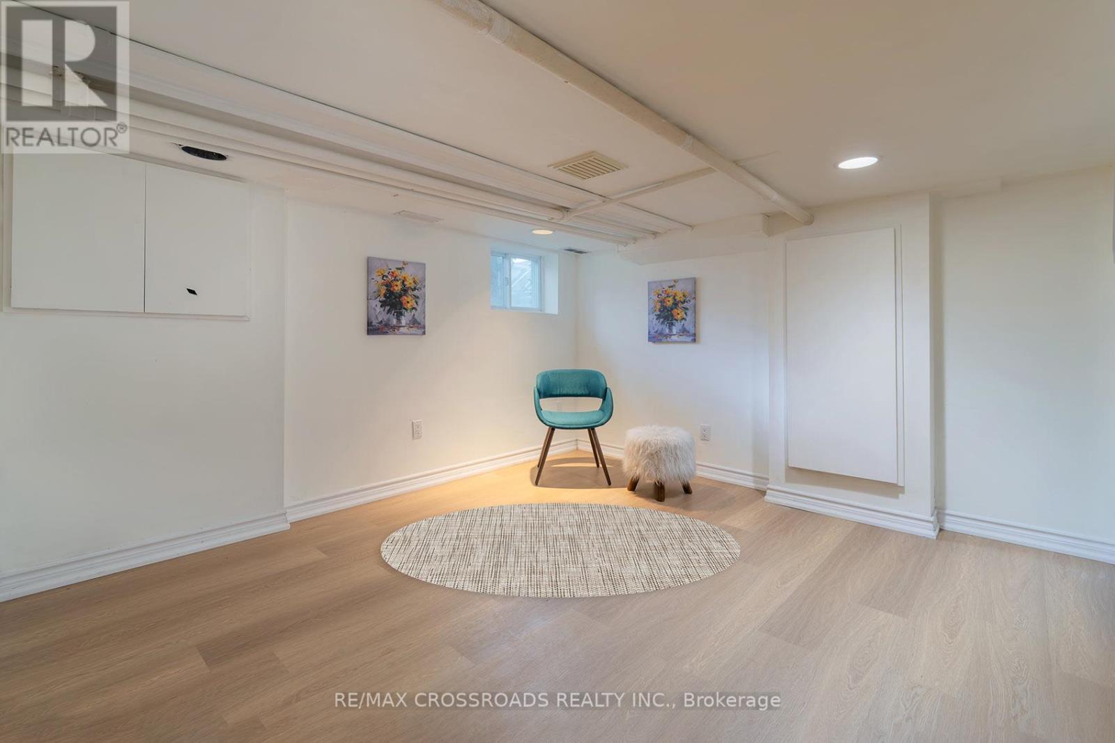 90 Milverton Boulevard, Toronto, Ontario  M4J 1T8 - Photo 27 - E13480152