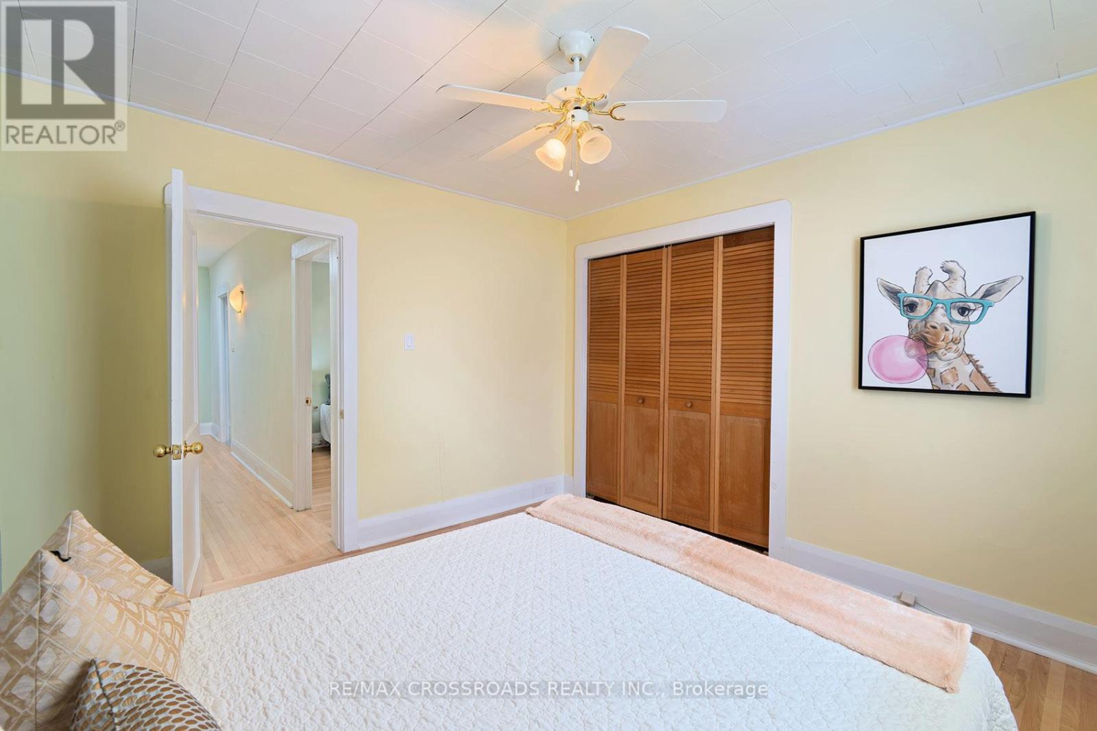 90 Milverton Boulevard, Toronto, Ontario  M4J 1T8 - Photo 24 - E13480152
