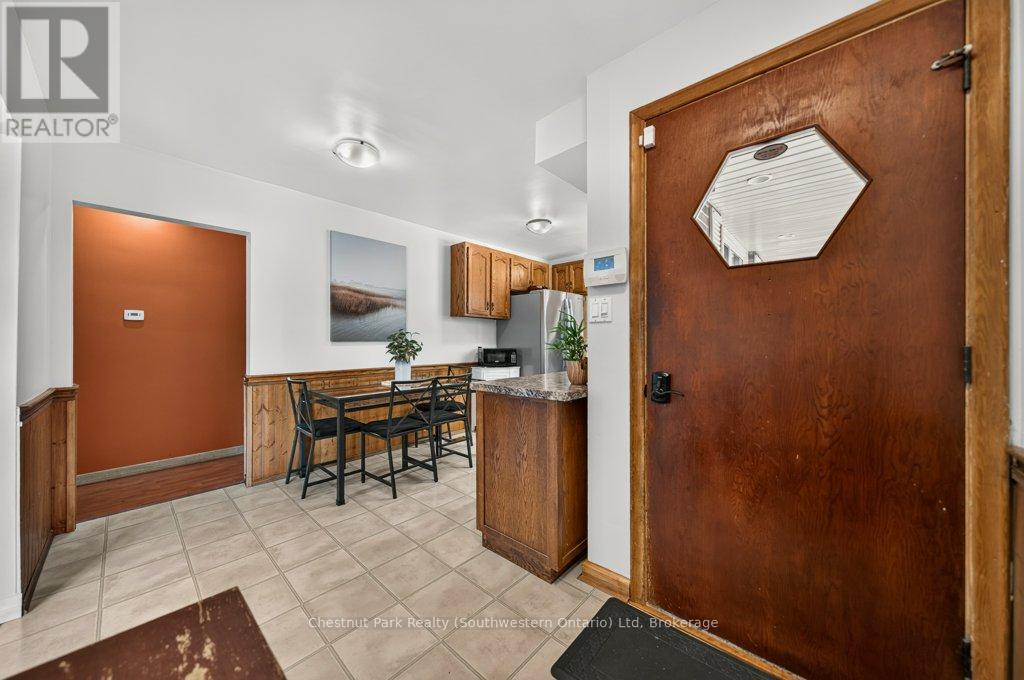 39 Cedar Street, Guelph, Ontario  N1G 1B9 - Photo 13 - X13480292