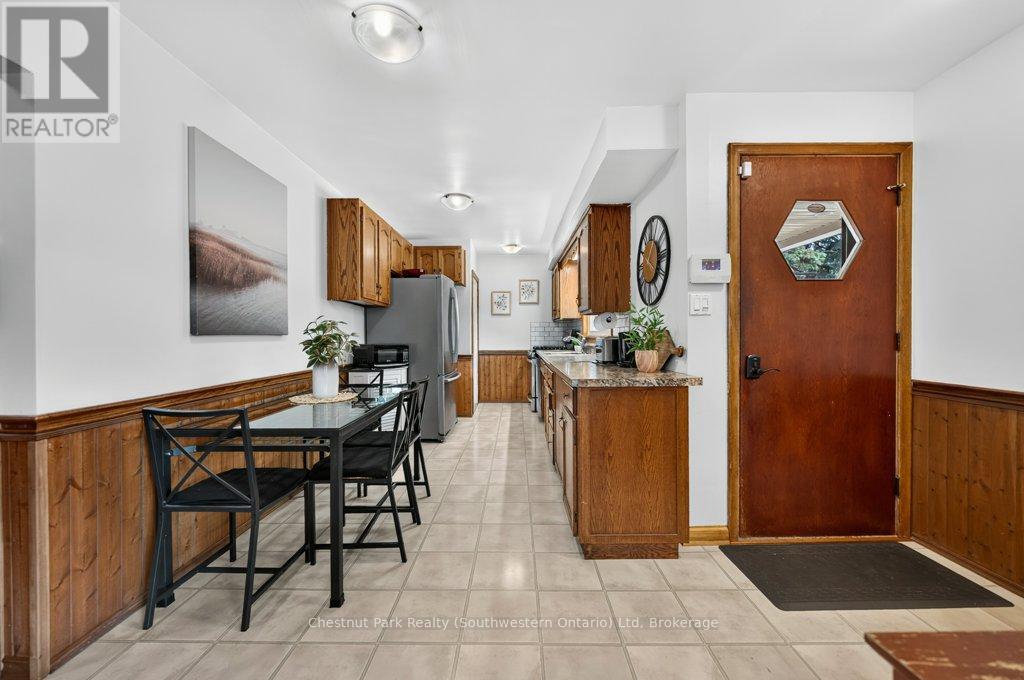 39 Cedar Street, Guelph, Ontario  N1G 1B9 - Photo 15 - X13480292