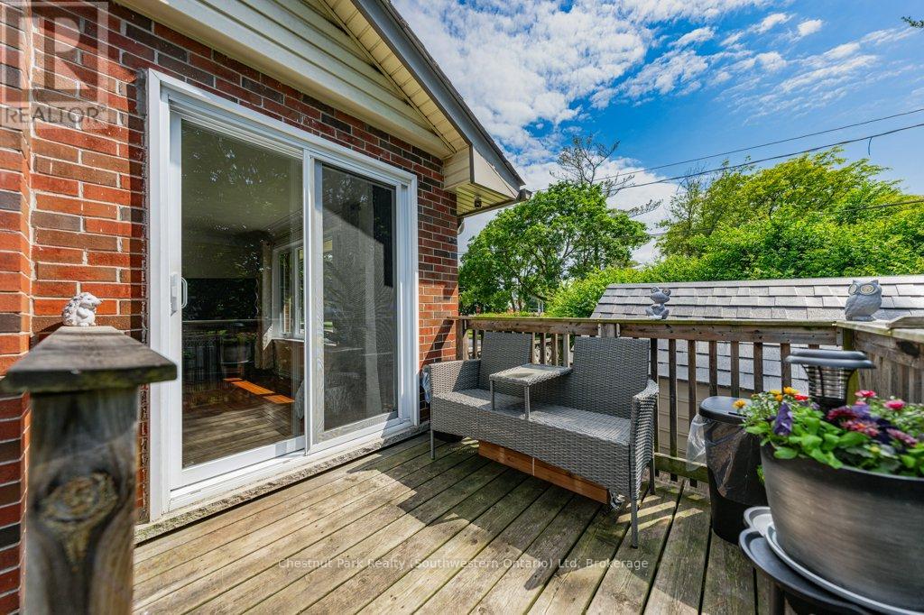 39 Cedar Street, Guelph, Ontario  N1G 1B9 - Photo 43 - X13480292