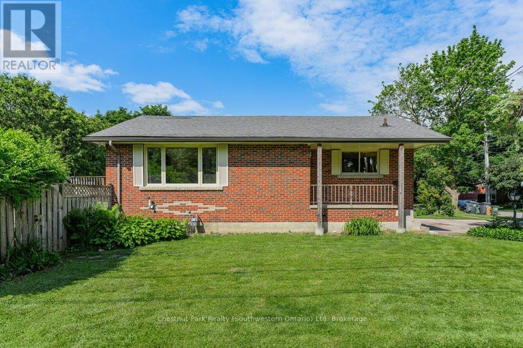 39 Cedar Street, Guelph, Ontario  N1G 1B9 - Photo 6 - X13480292