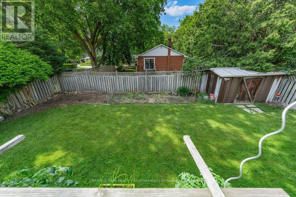 39 Cedar Street, Guelph, Ontario  N1G 1B9 - Photo 7 - X13480292