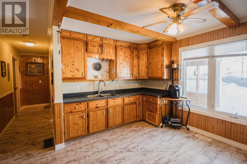 27 Queen Street, Sundridge, Ontario P0A 1Z0 - Photo 11 - X13480348