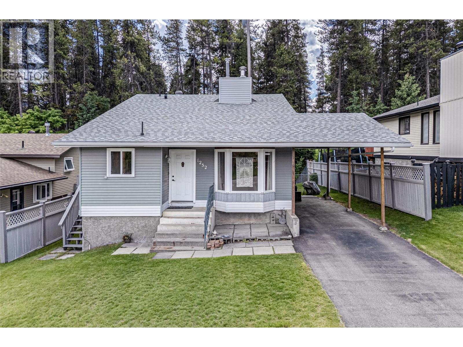 1252 Ponderosa Drive, Sparwood, British Columbia  V0B 2G2 - Photo 1 - 10388526