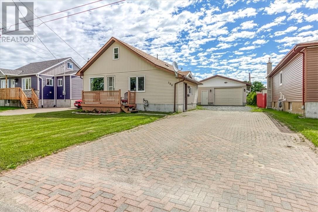 150 Charette Avenue, Chelmsford, Ontario  P0M 1L0 - Photo 2 - 2128755