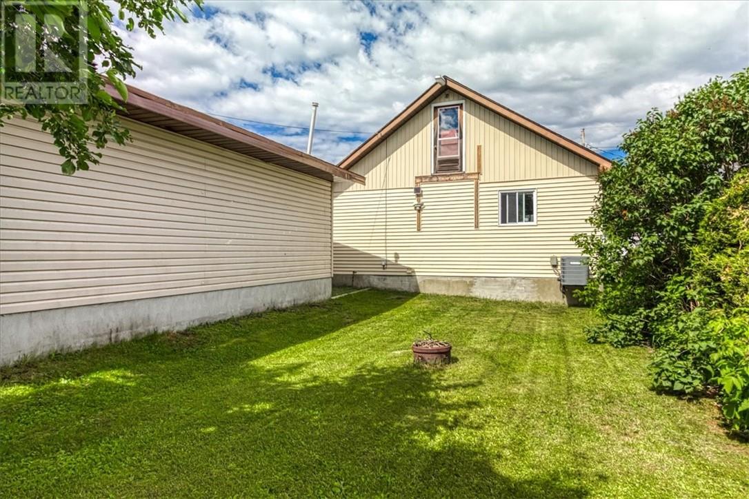 150 Charette Avenue, Chelmsford, Ontario  P0M 1L0 - Photo 5 - 2128755