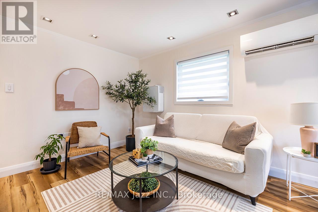 4 Maple Street, Ajax, Ontario L1S 1V6 - Photo 6 - E13479462