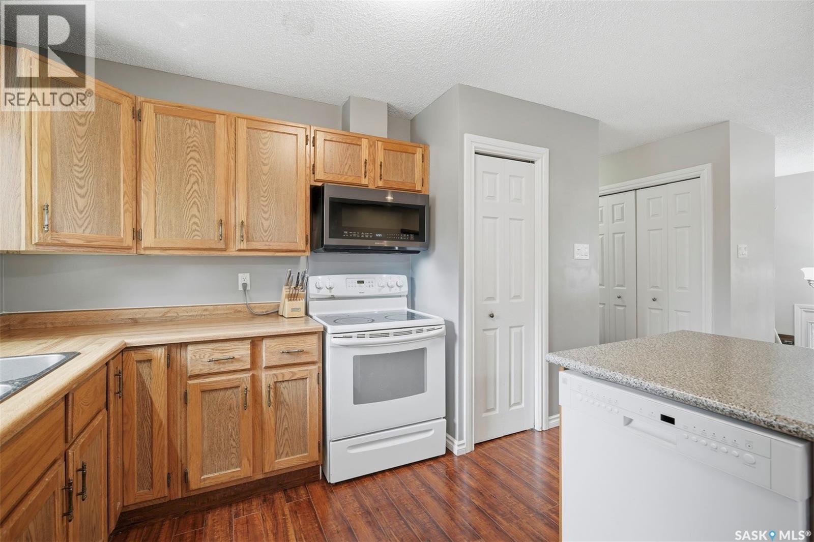 423 Nesbitt Way, Saskatoon, Saskatchewan  S7L 6S3 - Photo 10 - SK040261