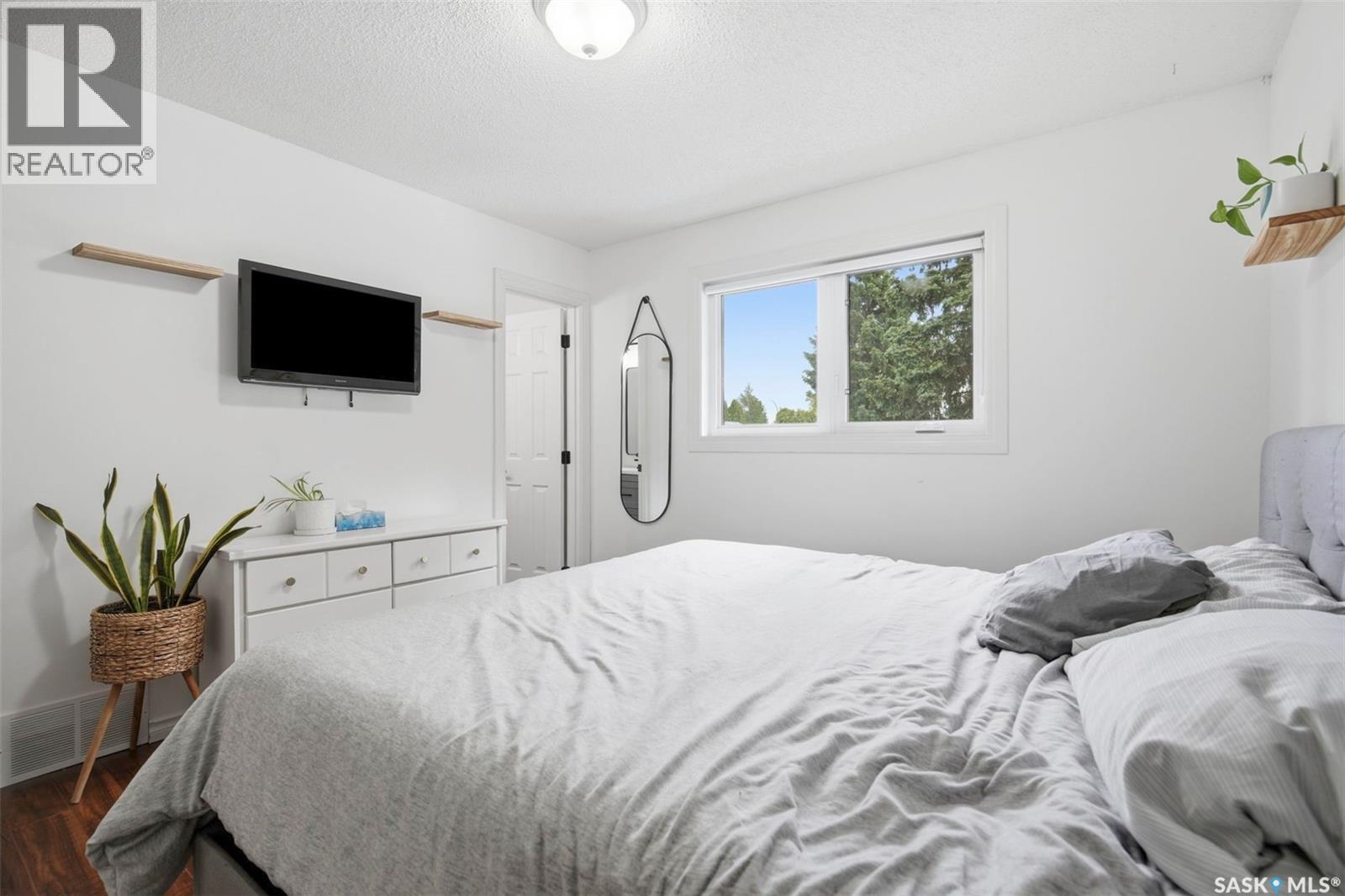 423 Nesbitt Way, Saskatoon, Saskatchewan  S7L 6S3 - Photo 13 - SK040261