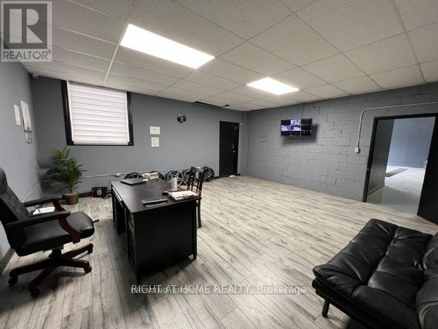 1c - 98 Rutherford Road S, Brampton, Ontario  L6W 3J5 - Photo 4 - W13480346