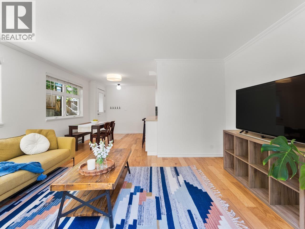 210 3787 Pender Street, Burnaby, British Columbia  V5C 2L2 - Photo 5 - R3138201