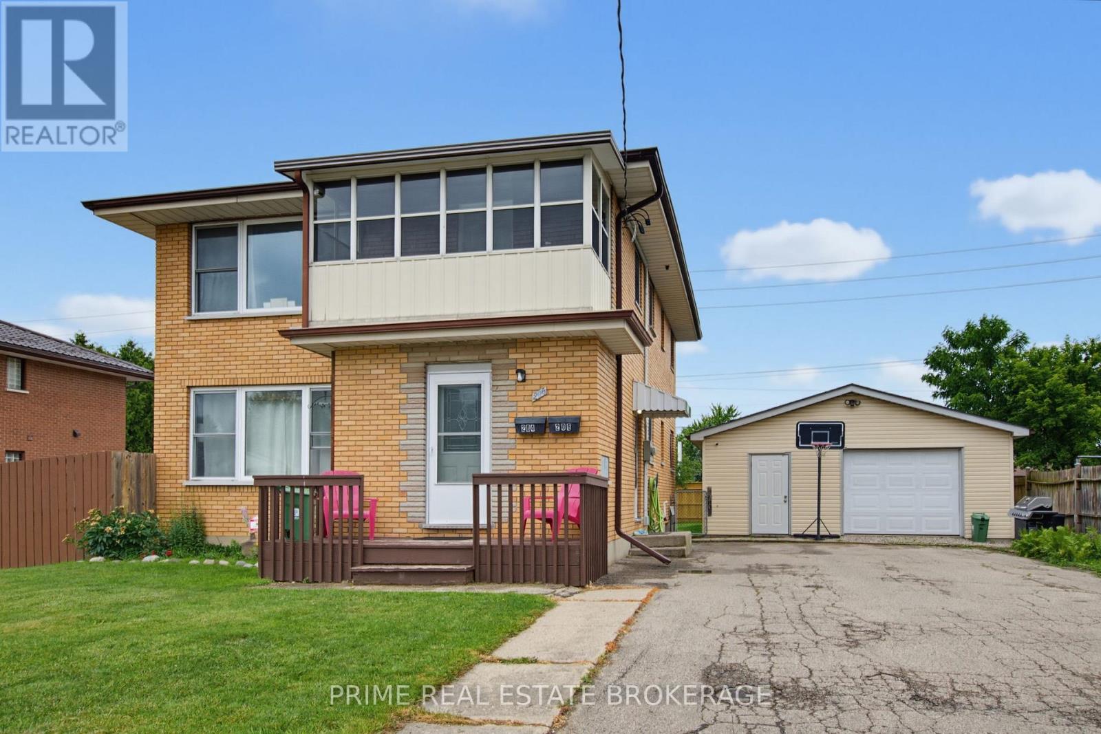204 BURNSIDE DRIVE, London East, Ontario
