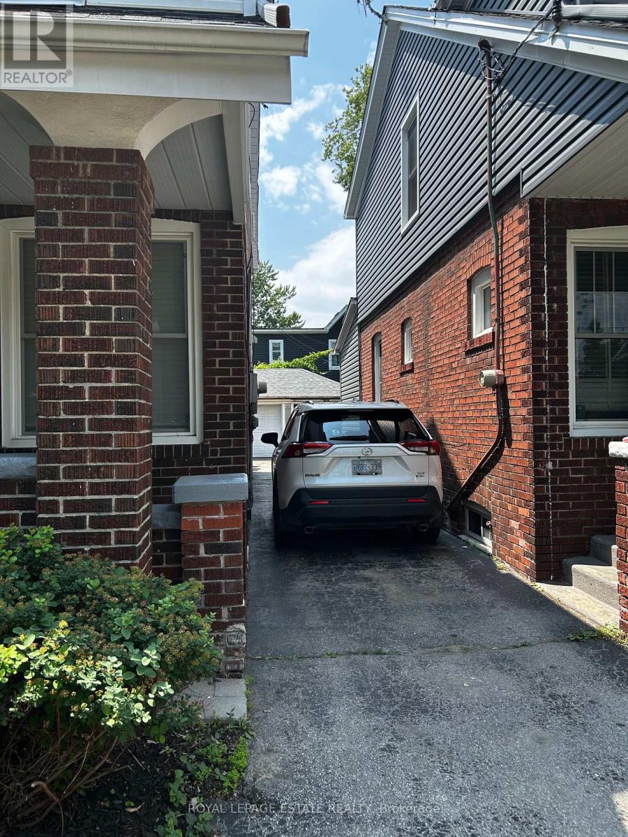 138 Woodmount Avenue, Toronto, Ontario M4C 3Y8 - Photo 47 - E13451424