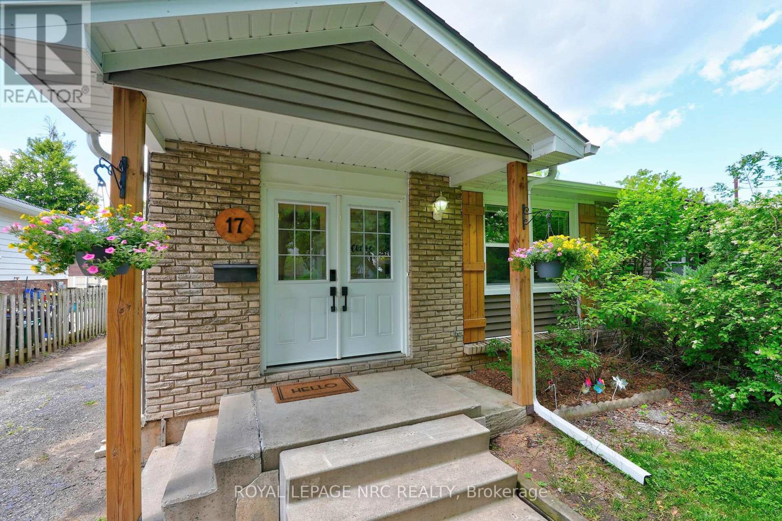 17 Allan Drive, St. Catharines, Ontario L2N 5S4 - Photo 2 - X13480384
