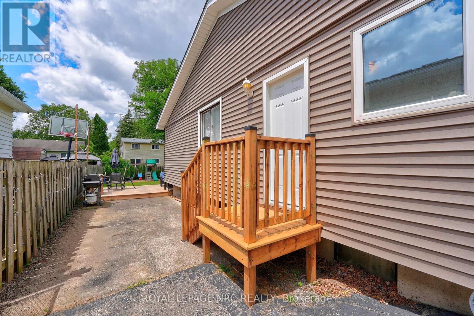 17 Allan Drive, St. Catharines, Ontario L2N 5S4 - Photo 30 - X13480384