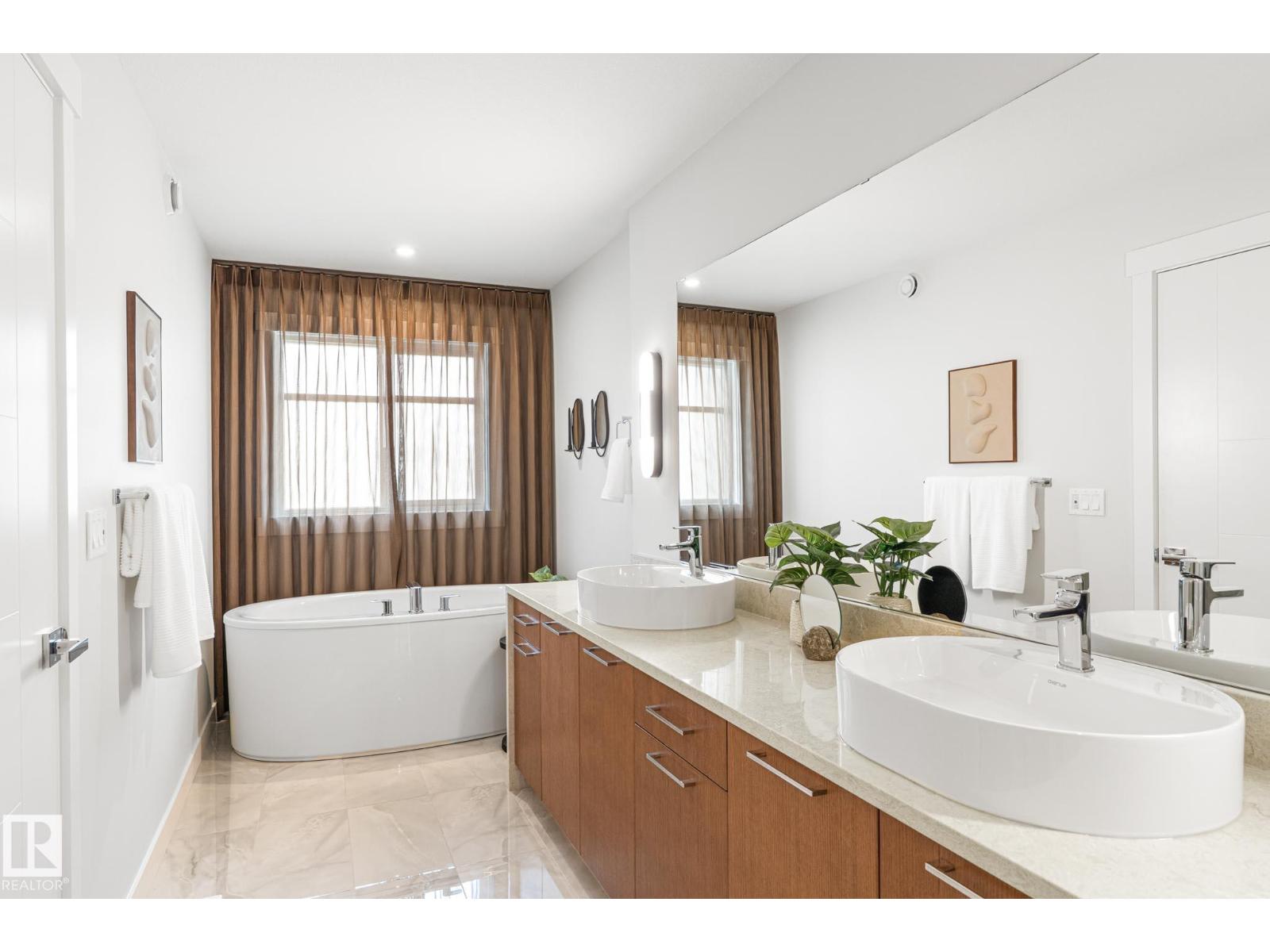9307 229 St NW, Edmonton, Alberta  T5T 4W8 - Photo 40 - E4493671