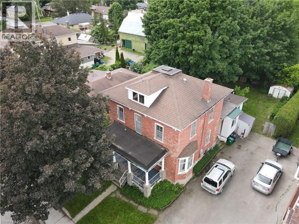 4 S Dunke Street S, Elmira, Ontario  N3B 1Y4 - Photo 4 - 40839761