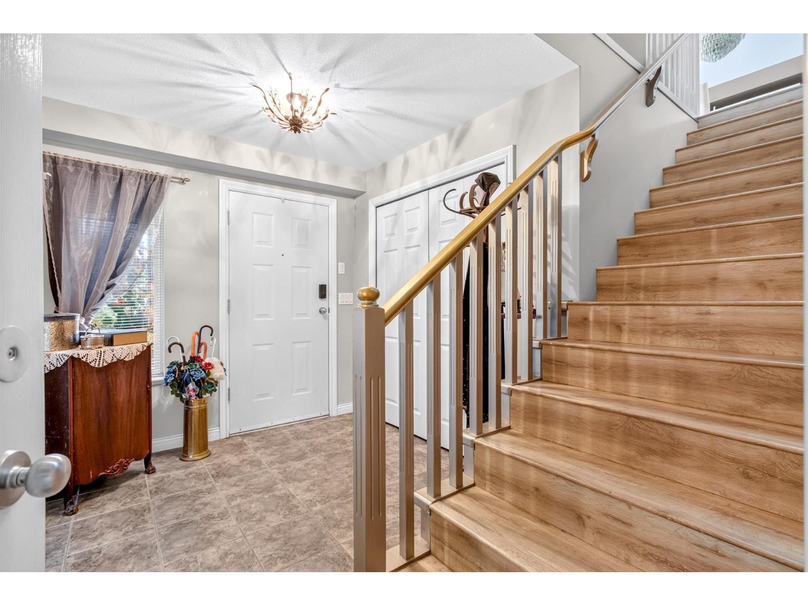 8061 Topper Drive, Mission, British Columbia V2V 7A8 - Photo 27 - R3138215