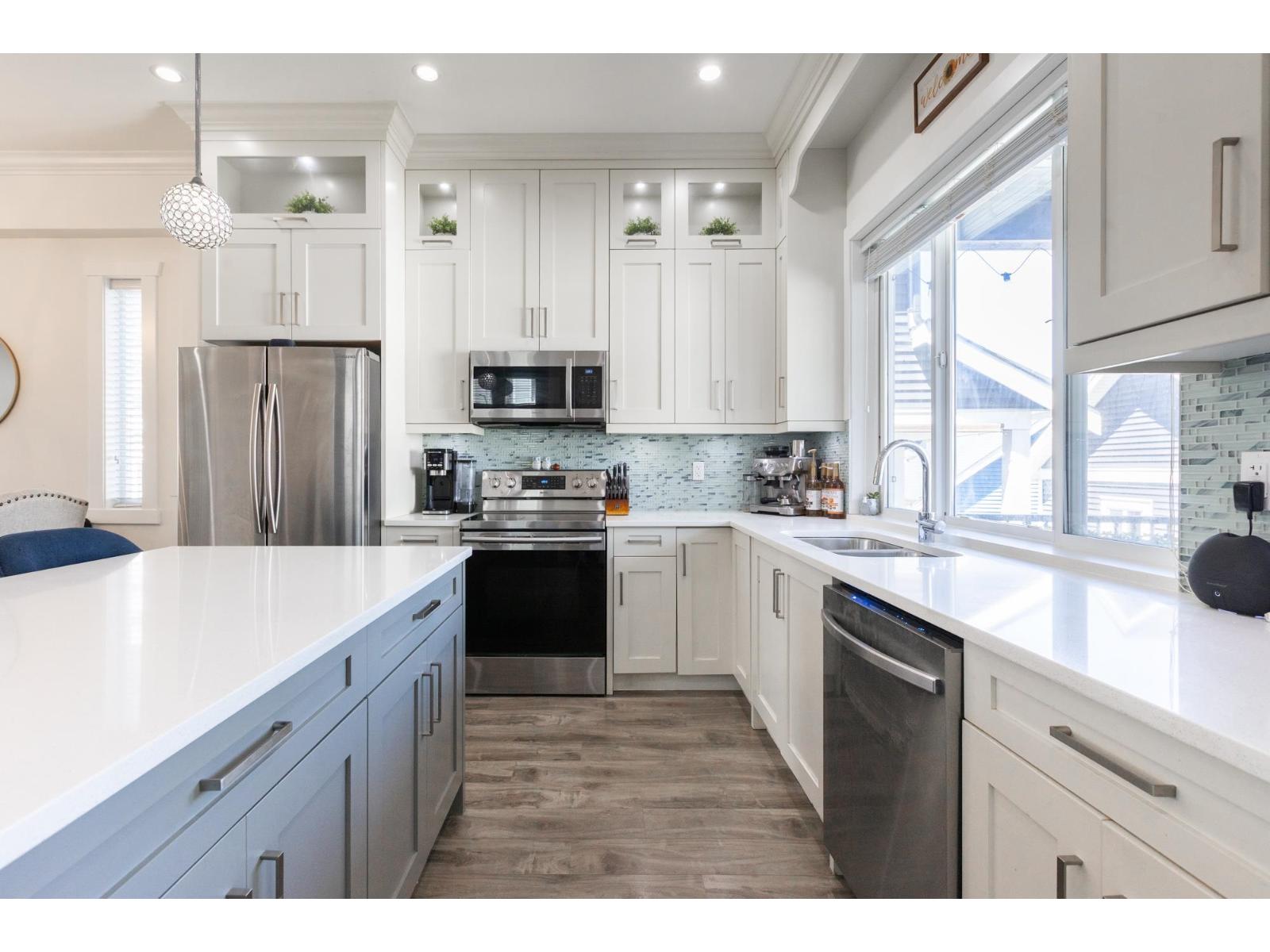 36051 Emily Carr Green, Abbotsford, British Columbia  V3G 0G1 - Photo 12 - R3137435