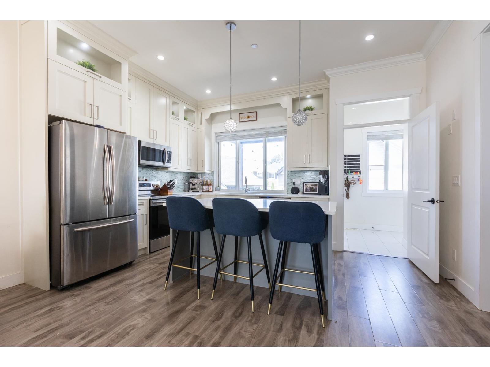 36051 Emily Carr Green, Abbotsford, British Columbia  V3G 0G1 - Photo 10 - R3137435